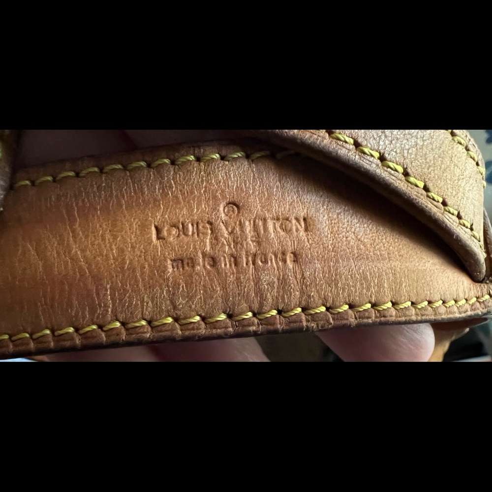 Louis Vuitton Chantilly PM - Picture 8 of 16
